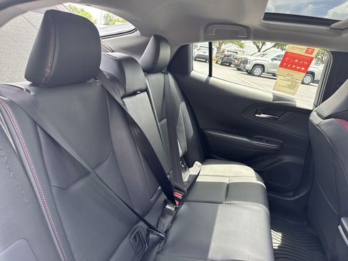 New 2025 Toyota Prius Plug-In Hybrid image 31