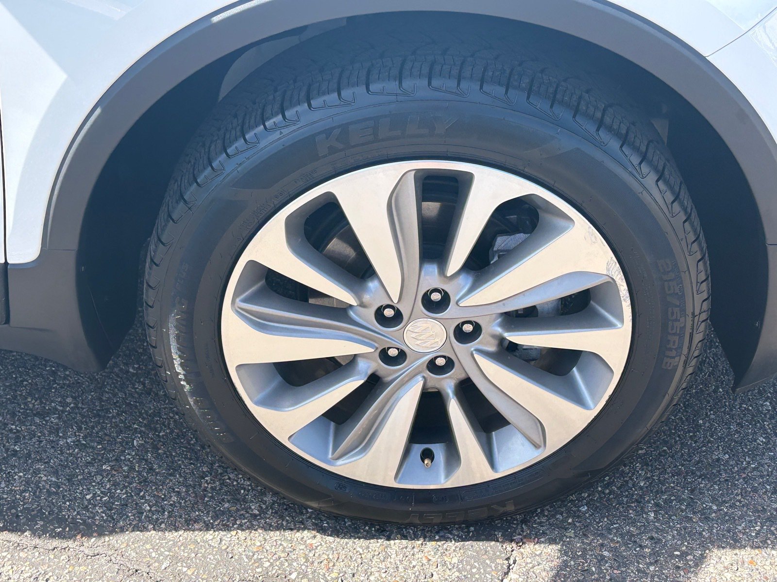 Used 2020 Buick Encore Preferred w/ Safety Package FWD image 9