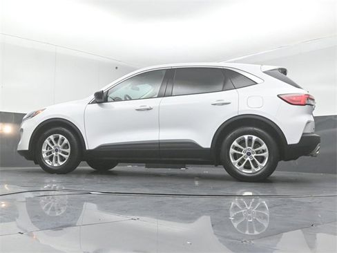 Certified 2022 Ford Escape SE w/ Convenience Package image 35