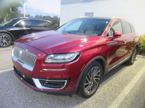 Used 2019 Lincoln Nautilus Reserve FWD image 3