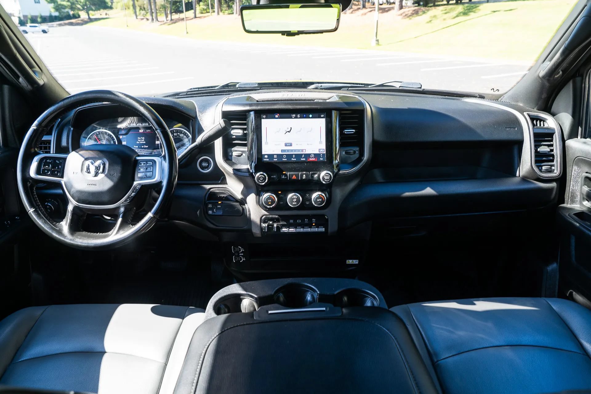 Used 2022 RAM 3500 Tradesman w/ Safety Group AWD/4WD image 33