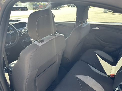 Used 2018 Ford Focus ST FWD image 21