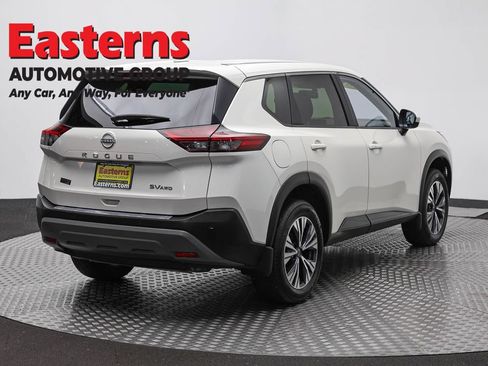 Used 2023 Nissan Rogue SV AWD/4WD image 5