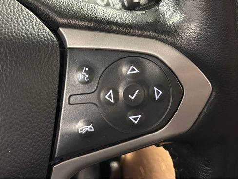 Used 2022 Chevrolet Colorado ZR2 w/ ZR2 Midnight Special Edition AWD/4WD image 25