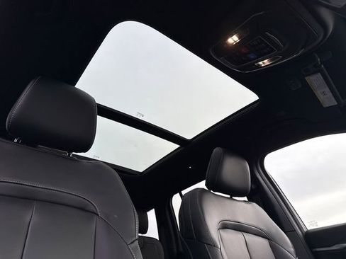 New 2025 Jeep Grand Cherokee Limited image 26