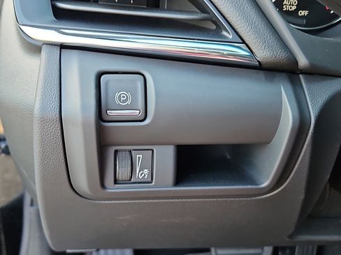 New 2026 Cadillac CT4 Luxury image 15