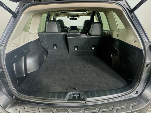 Used 2020 Subaru Forester Limited w/ Popular Package #3 image 31