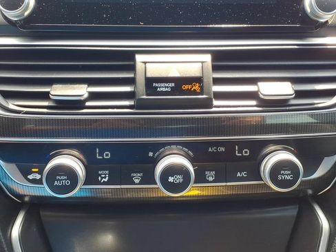 Used 2018 Honda Accord Sport image 8