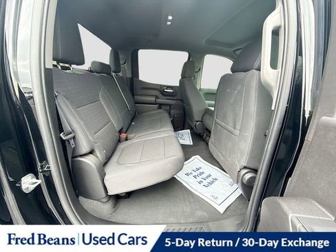 Used 2021 Chevrolet Silverado 1500 LT AWD/4WD image 29