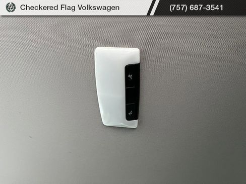 Used 2023 Nissan Rogue SV image 46