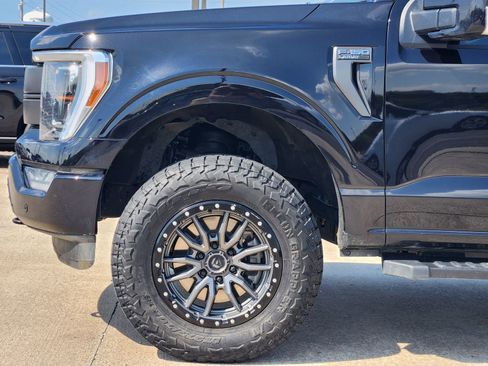 Used 2023 Ford F150 Lariat w/ Equipment Group 502A High image 9