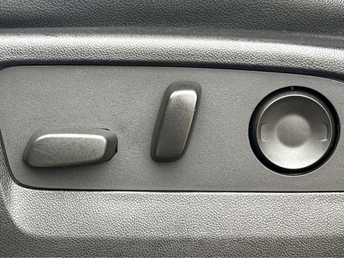 Used 2022 Chevrolet Silverado 1500 LT w/ Safety Package image 23