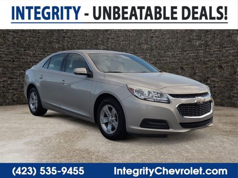 Used 2015 Chevrolet Malibu LT image 1