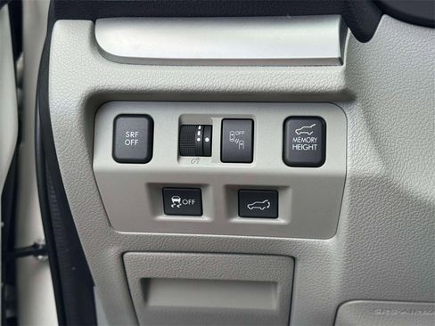 Used 2018 Subaru Forester 2.5i Premium image 19