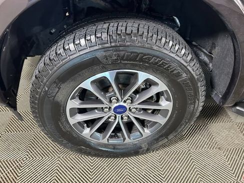 Used 2020 Ford F150 XLT w/ Equipment Group 302A Luxury AWD/4WD image 11