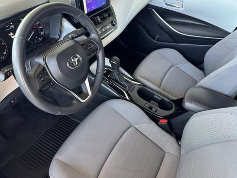 Used 2024 Toyota Corolla SE image 4