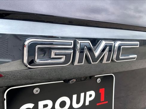 Used 2023 GMC Yukon XL Denali Ultimate AWD/4WD image 31