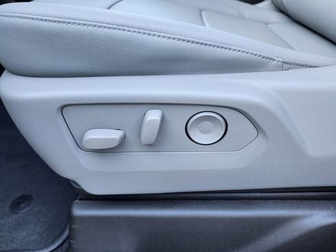 New 2026 GMC Sierra 1500 SLT w/ SLT Premium Plus Package image 19