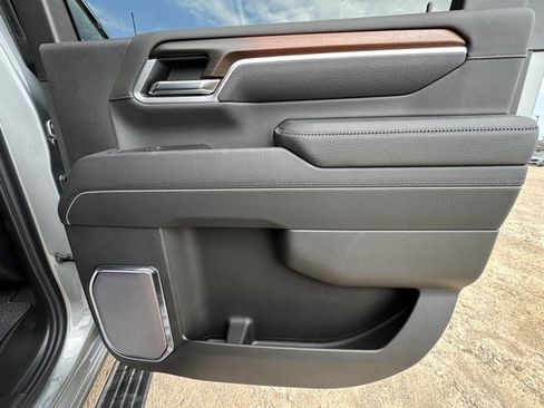 New 2026 GMC Sierra 2500 Denali w/ Denali Reserve Package image 30