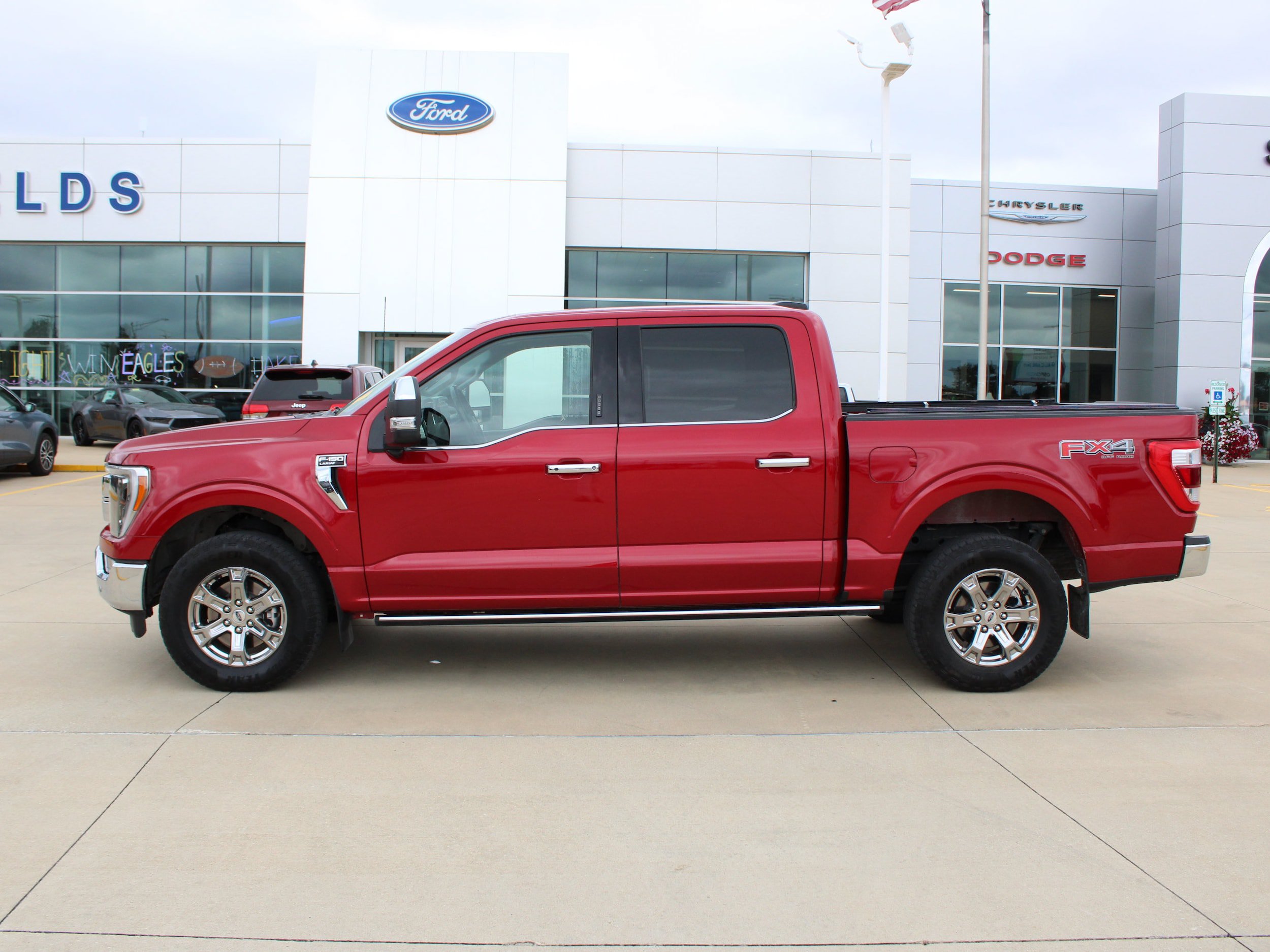 Used 2022 Ford F150 Lariat w/ Equipment Group 502A High AWD/4WD image 2
