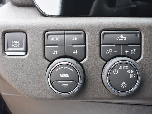 New 2026 Chevrolet Silverado 1500 LT w/ Z71 Off-Road Package image 29