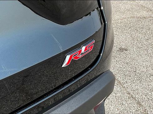 Used 2025 Chevrolet Trax RS FWD image 27