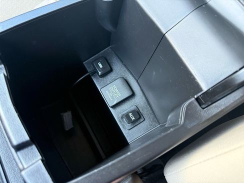 Used 2015 Honda CR-V LX image 26