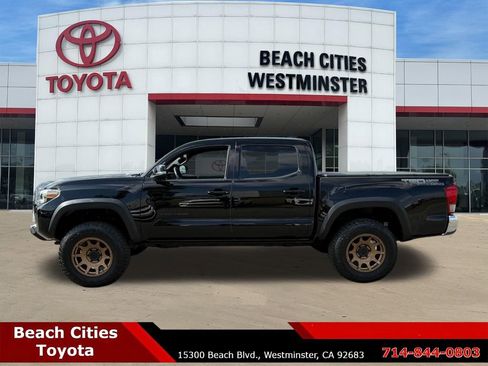Used 2017 Toyota Tacoma TRD Off-Road w/ Tow Package RWD image 7