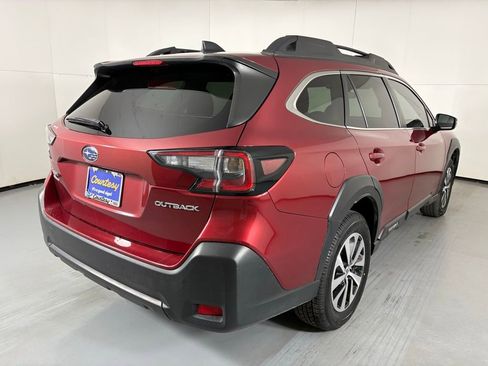 Used 2025 Subaru Outback Premium AWD/4WD image 8