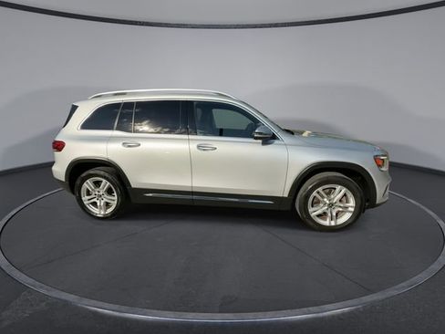 Used 2020 Mercedes-Benz GLB 250 image 9