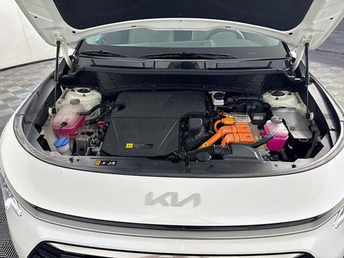 Certified 2023 Kia Niro EX Touring FWD image 30