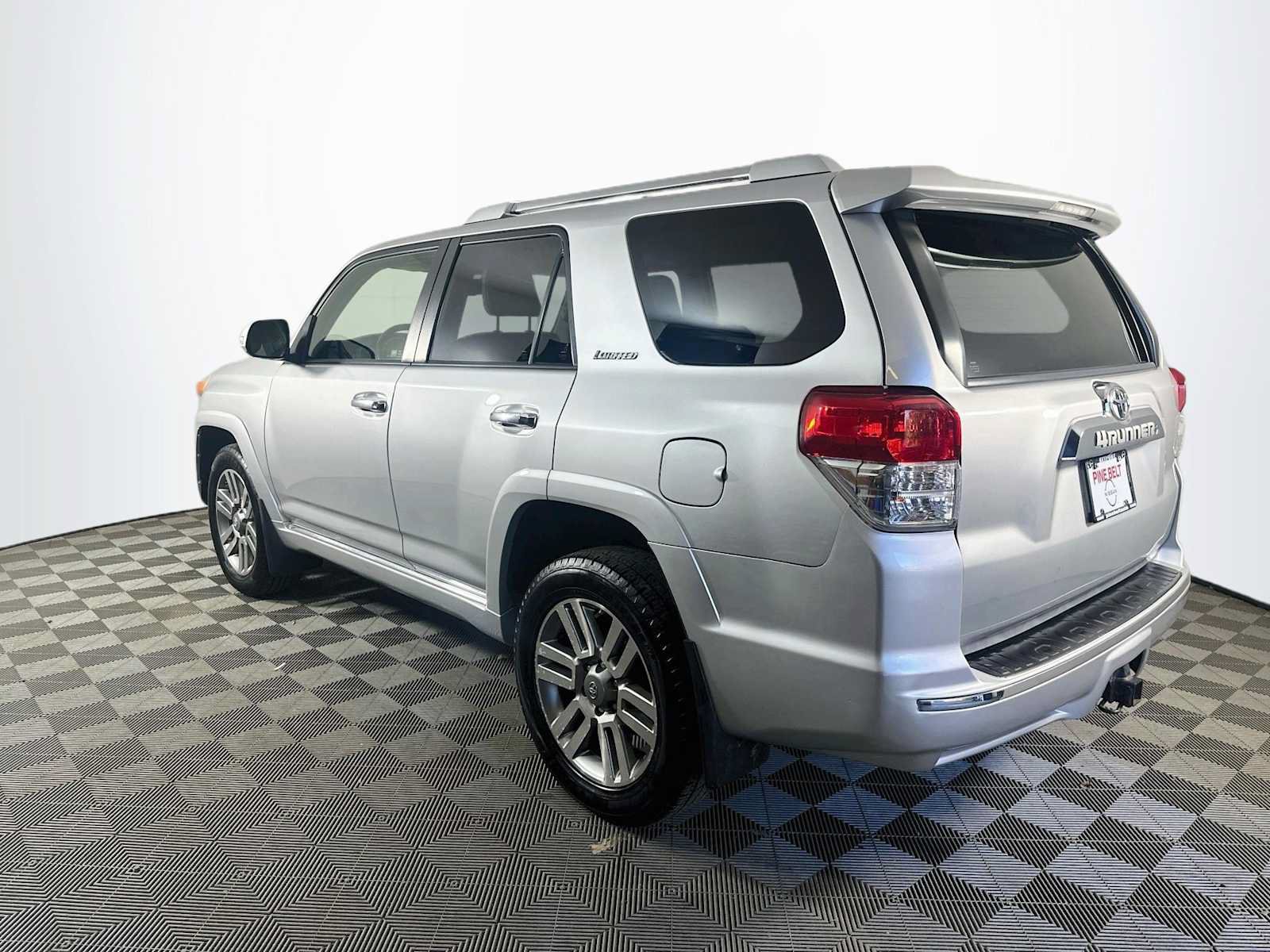 Used 2013 Toyota 4Runner Limited AWD/4WD image 6