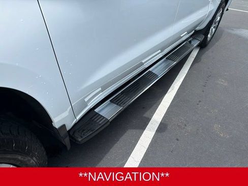 Used 2022 Chevrolet Silverado 1500 LTZ AWD/4WD image 9
