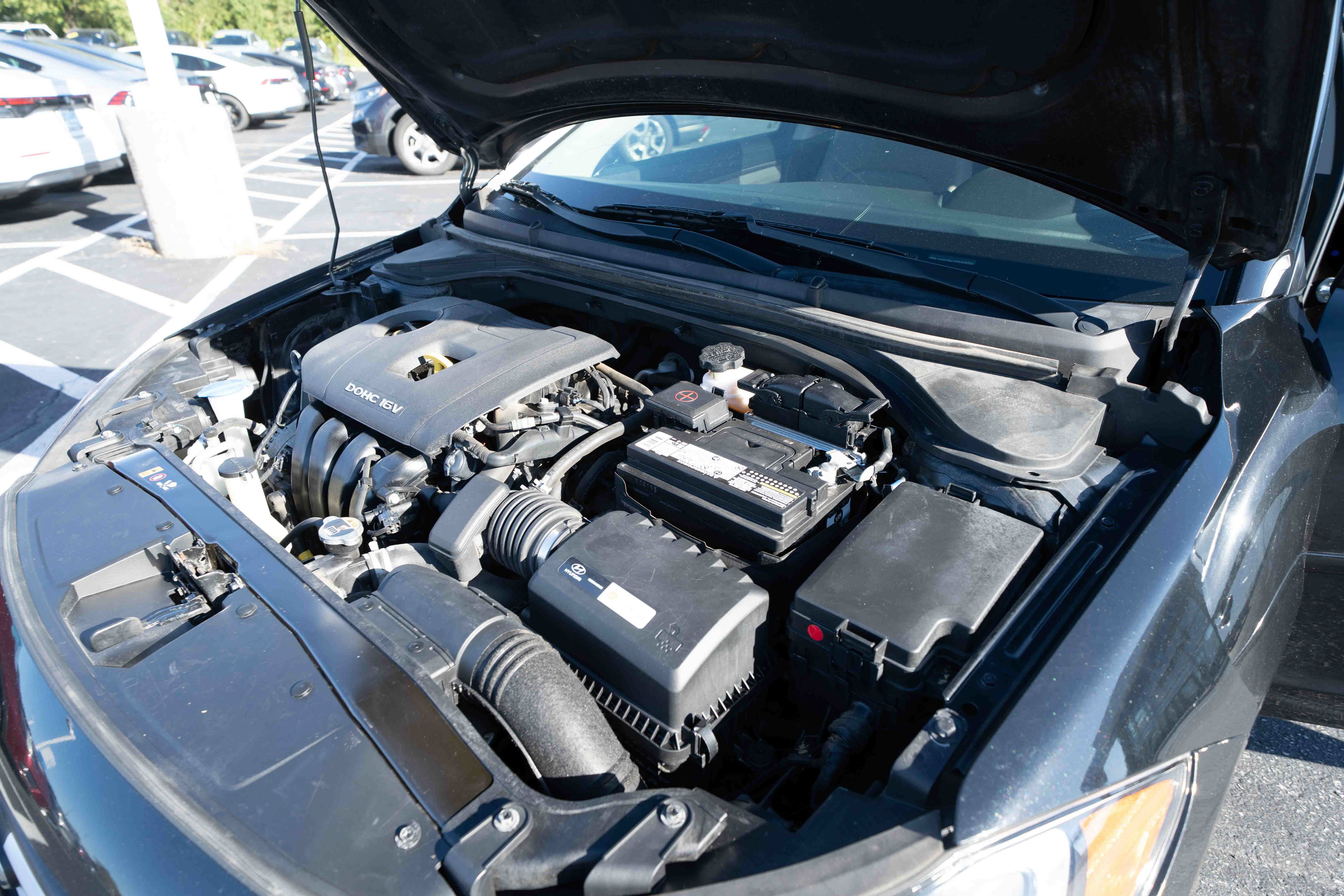 Used 2018 Hyundai Elantra Value Edition FWD image 32