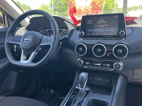 Certified 2025 Nissan Sentra SV w/ All-Weather Package FWD image 32