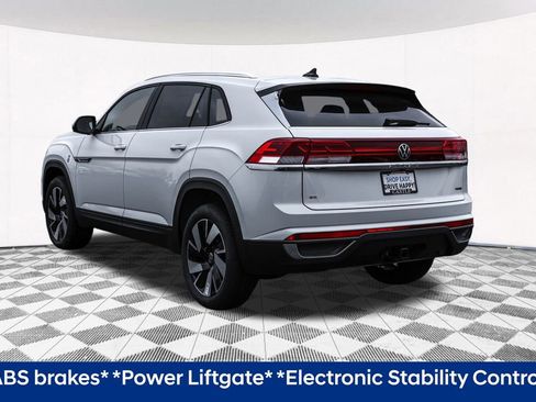 Used 2025 Volkswagen Atlas Cross Sport SE image 10