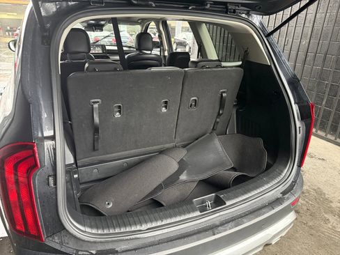 Used 2021 Kia Telluride S image 21