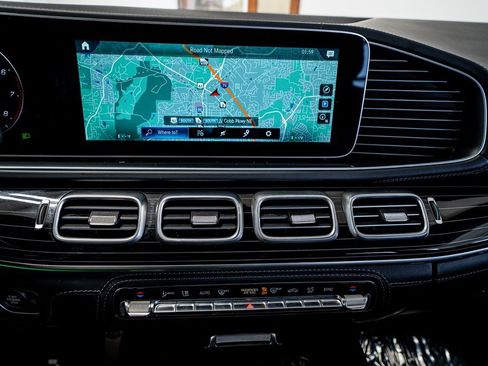 Used 2021 Mercedes-Benz Maybach GLS 600 Maybach GLS 600 image 48