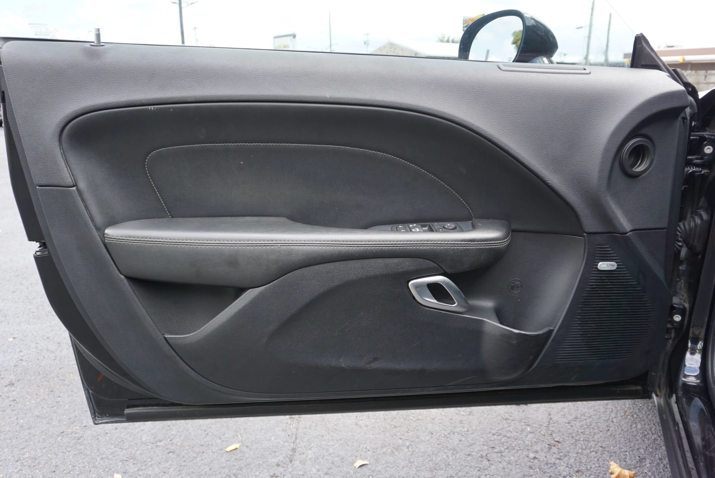Used 2016 Dodge Challenger R/T Scat Pack w/ Leather Interior Group RWD image 10