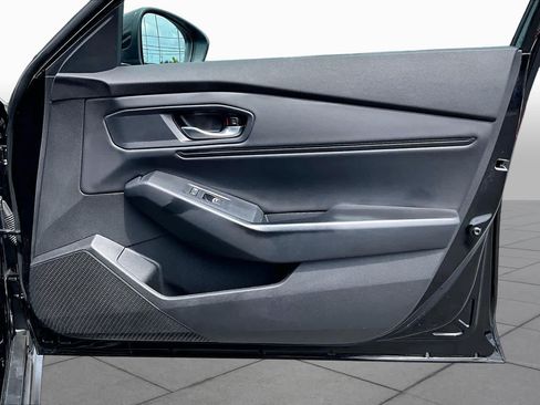Used 2023 Honda Accord EX image 22