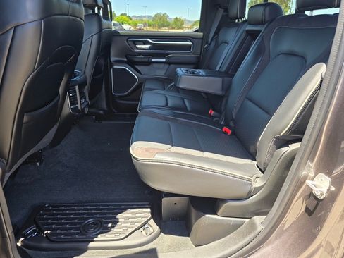 Used 2023 RAM 1500 Laramie AWD/4WD image 10