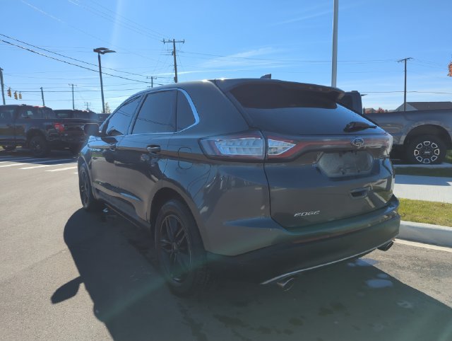 Used 2016 Ford Edge SEL w/ Equipment Group 201A FWD image 3