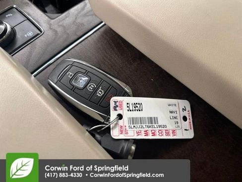 Used 2019 Lincoln Navigator Reserve image 36