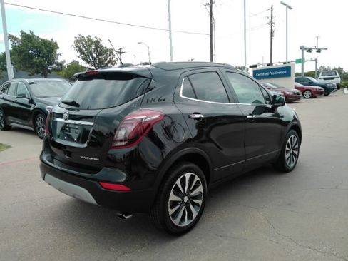 Used 2021 Buick Encore Preferred FWD image 6