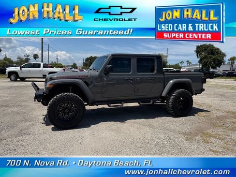 Used 2021 Jeep Gladiator Rubicon AWD/4WD image 3