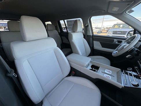 New 2026 Hyundai Santa Fe SE image 25