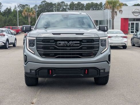Used 2023 GMC Sierra 1500 AT4 w/ Technology Package AWD/4WD image 8