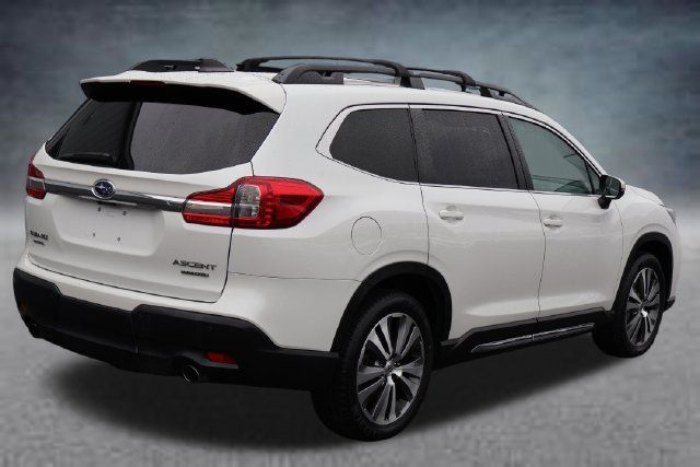 Used 2022 Subaru Ascent Limited w/ Technology Package AWD/4WD image 3