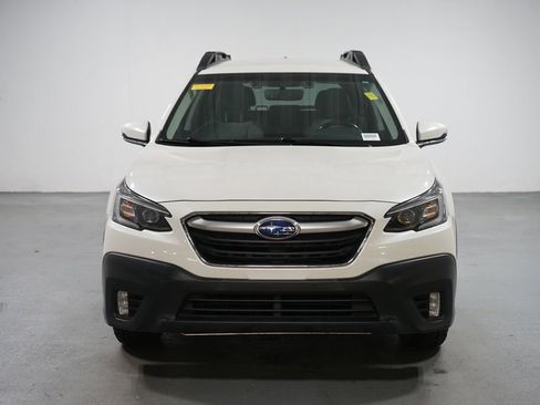 Used 2021 Subaru Outback Premium image 2