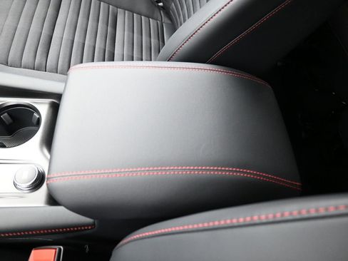 New 2026 Ford Explorer ST-Line w/ ST-Line Street Pack image 17